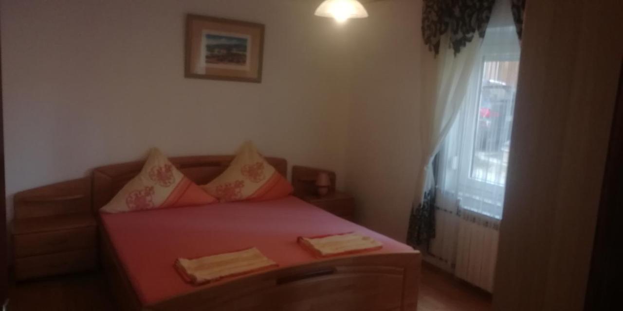 Apartmani Kod Rade Pakoštane Esterno foto