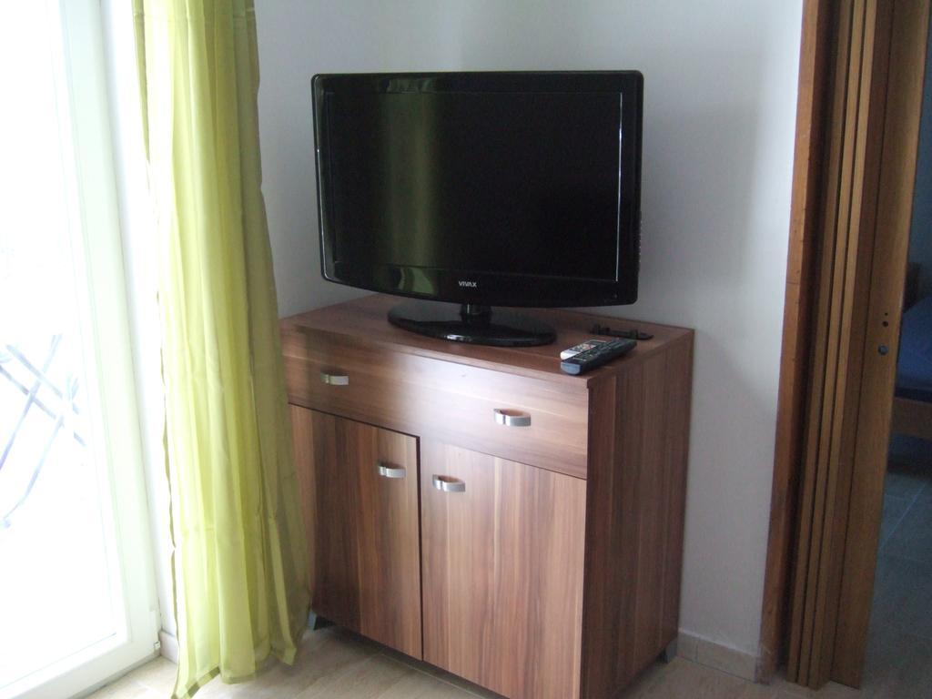Apartmani Kod Rade Pakoštane Esterno foto