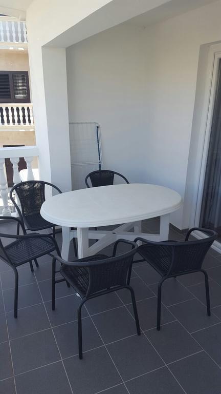 Apartmani Kod Rade Pakoštane Esterno foto